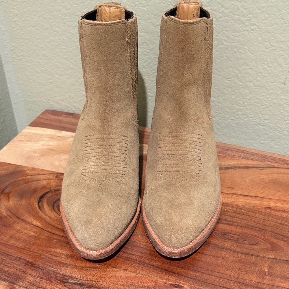 Tecovas Women’s Tan Suede Chelsea Western Boots - Picture 3 of 6